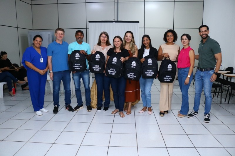 Sinop dá posse a 7 novos agentes de saúde e amplia para 63,2% a cobertura da atenção primária