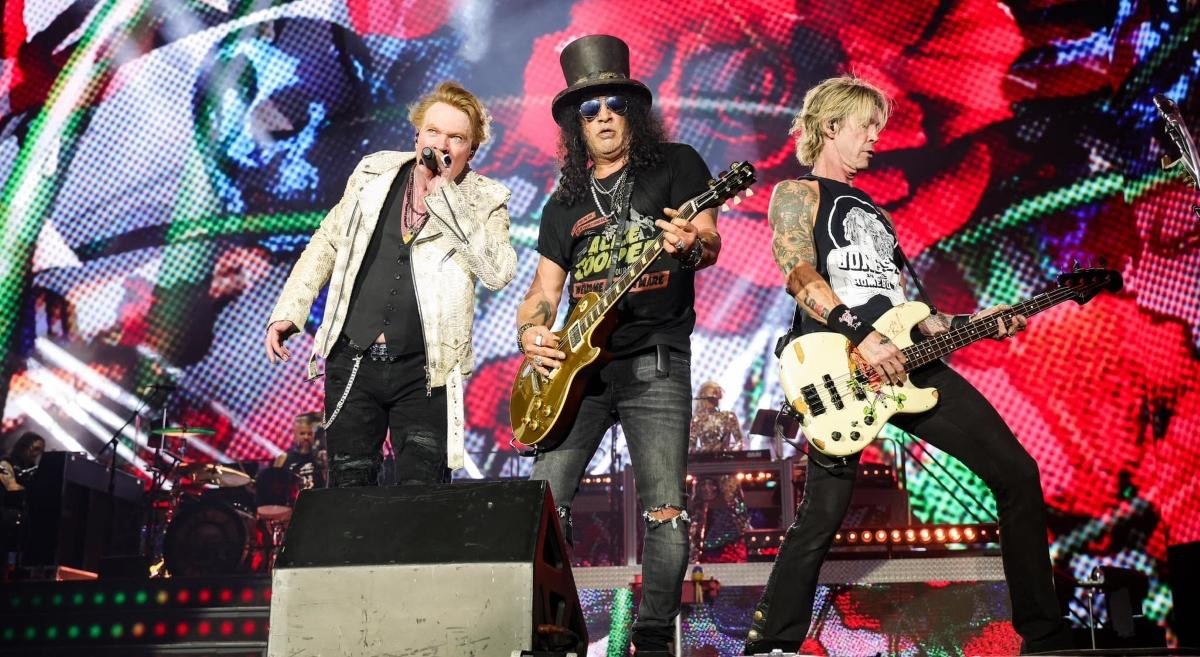 Guns N'Roses confirma show e toca na Arena Pantanal em outubro