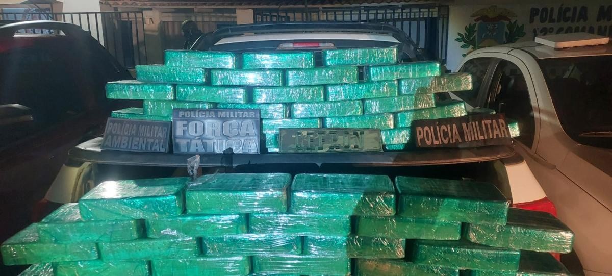 Mais de 100 kg de cocaína são apreendidos durante operação 