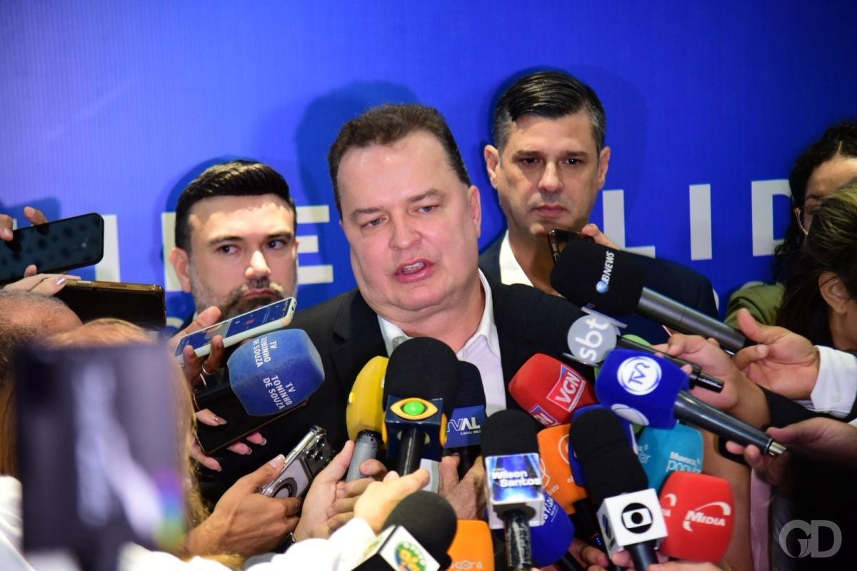 Max rebate Abilio e ironiza excesso de buracos em Cuiabá