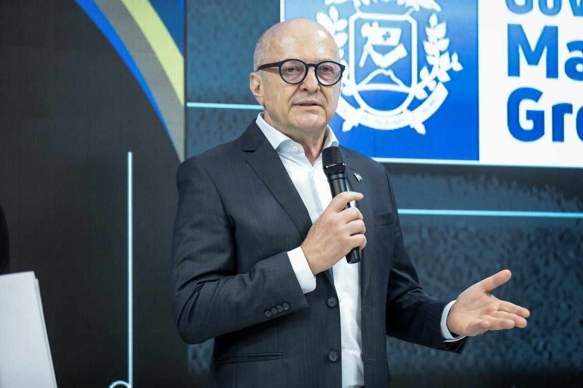 Pivetta volta acusar senador de 'negociata' com prefeituras