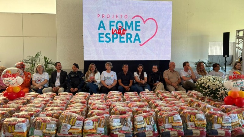 Projeto A Fome Não Espera entrega 250 cestas básicas para famílias atendidas pelos CRAS