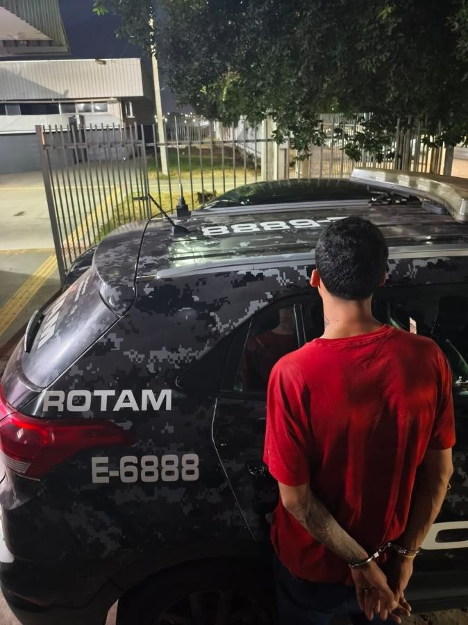 Foragido é preso durante abordagem policial na Capital