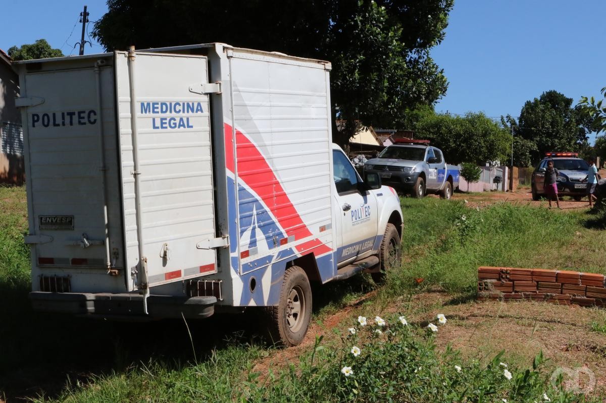 Polícia investiga morte de homem e mulher em garimpo do interior de MT
