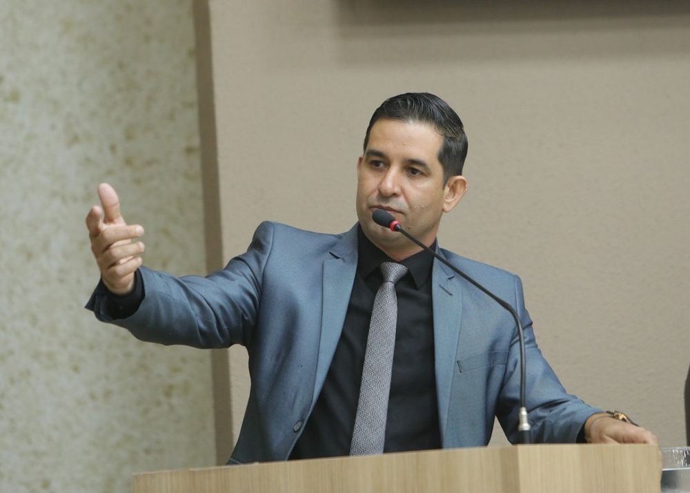 Moisés do Jardim do Ouro homenageia Comademat com Moção de Aplauso