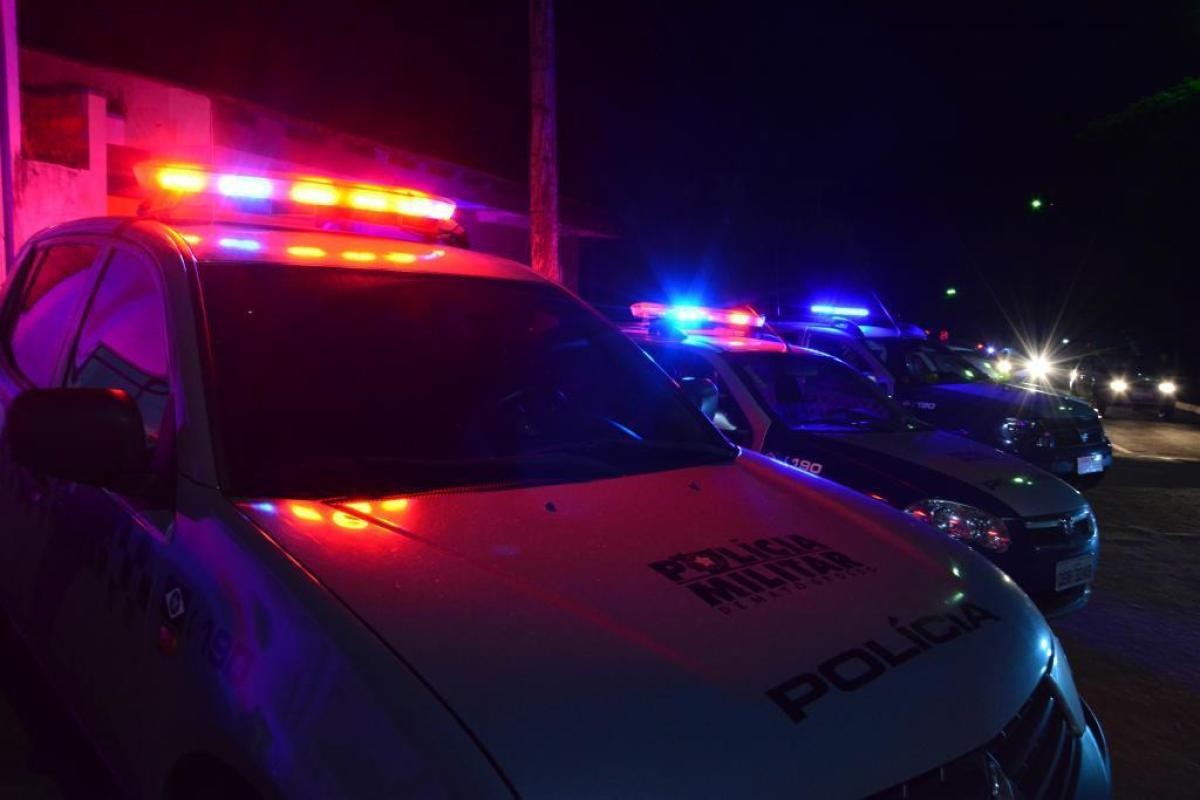 Adolescente sobrevive a ataque a tiros após tentativa de invasão a residência em Cáceres