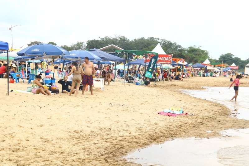 Festeja Sinop: Festival de Praia reúne famílias na Praia do Cortado; programação segue neste sábado (12) e domingo (13)