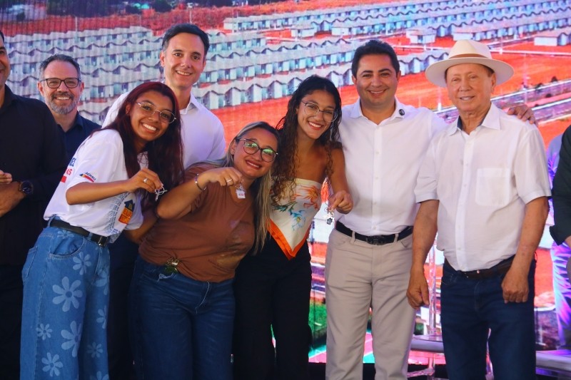 796 famílias recebem a casa própria em Sinop com participação da Prefeitura