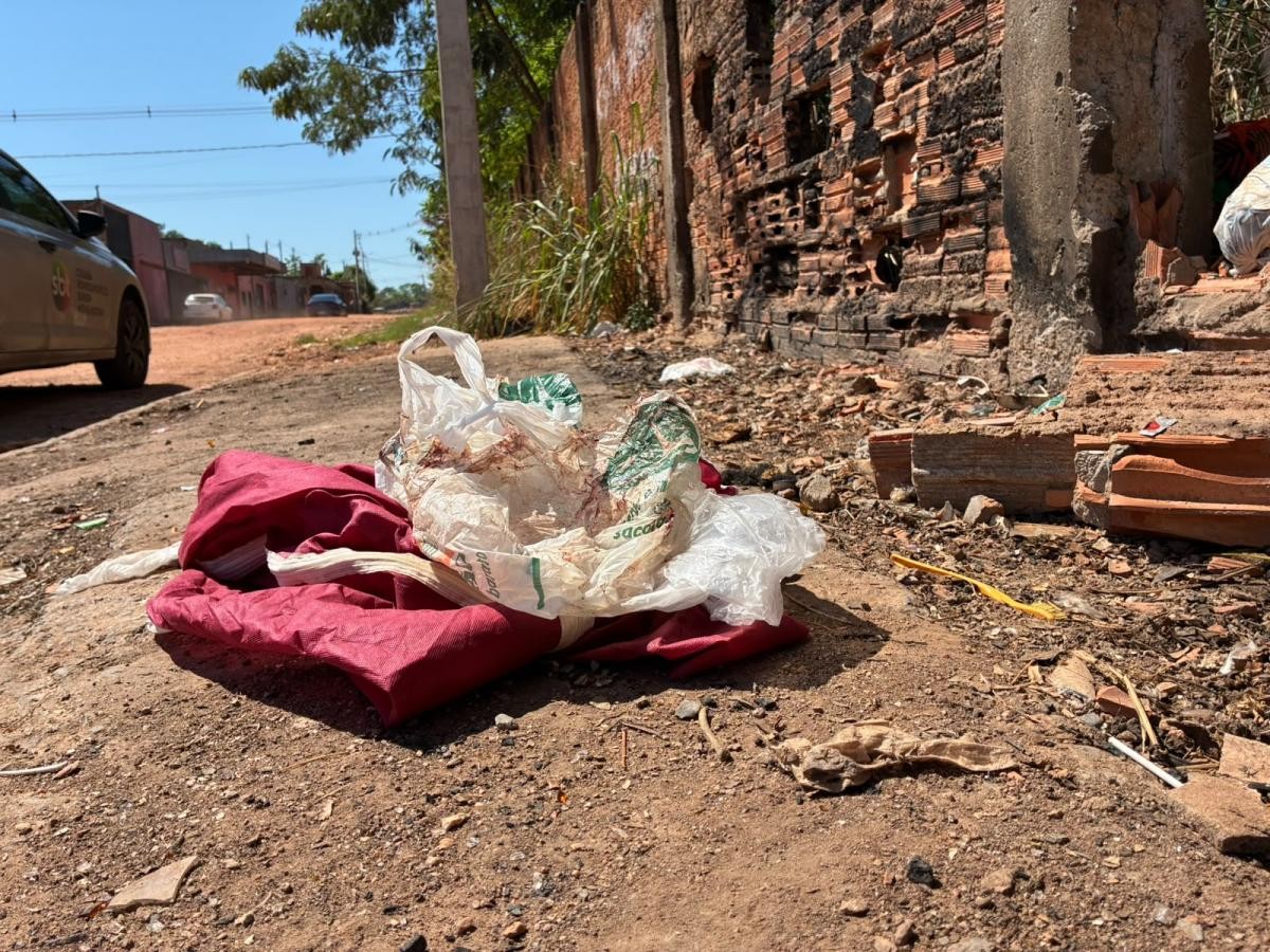 Catador encontra recém-nascida no lixo em rua de Cuiabá
