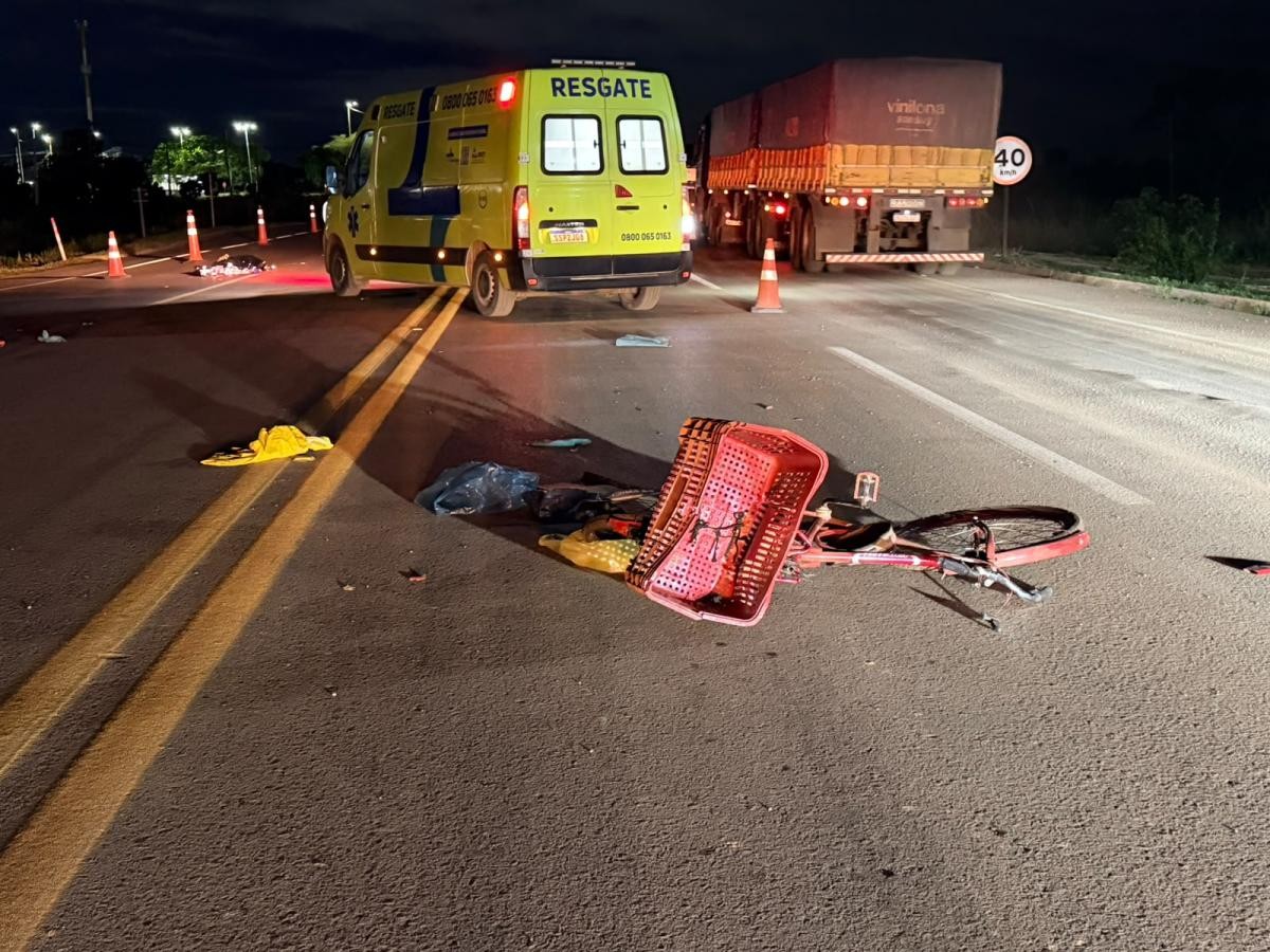 Carro atropela e mata ciclista idoso ; motorista está foragido