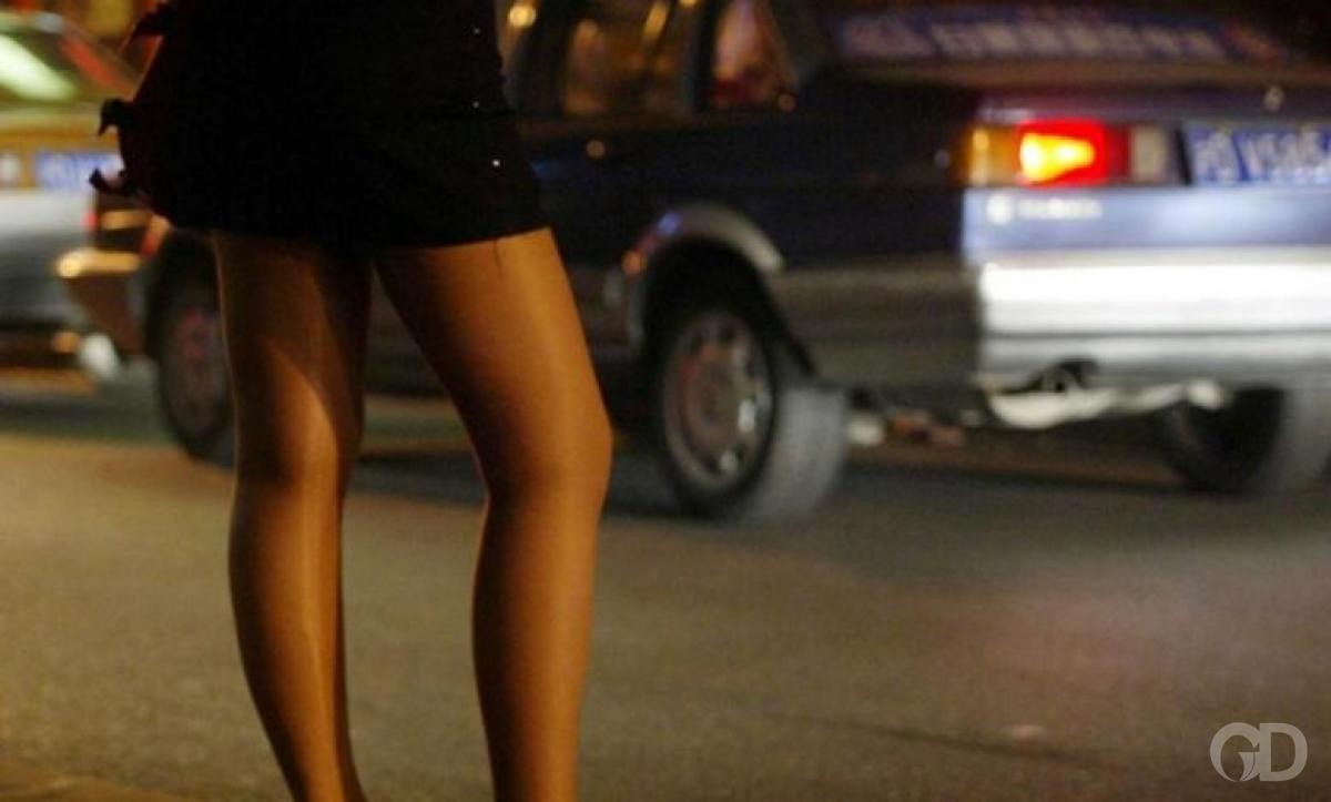 Criminoso de 73 anos é preso acusado de exploração sexual e prostituição