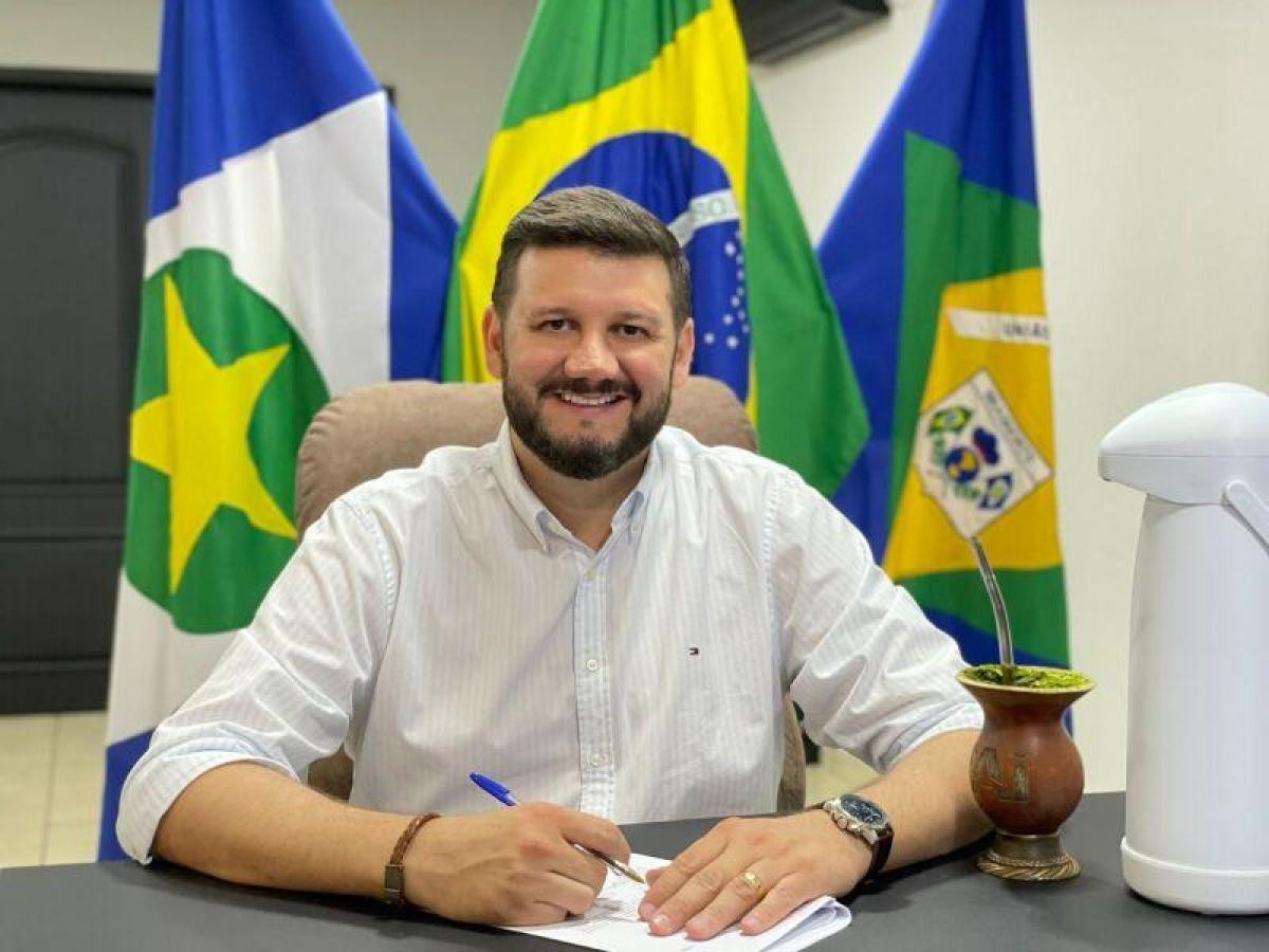 Prefeito demite secretário de Saúde após ofensas a eleitores